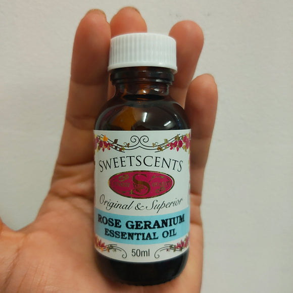 6-ROSE GERANIUM (Essential oil)