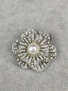 Sliver Pearl Diamante Brooch