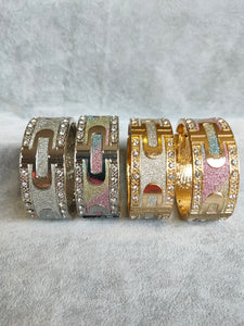 Gold Clamp Contrast Glitter Bangle (BAB105)