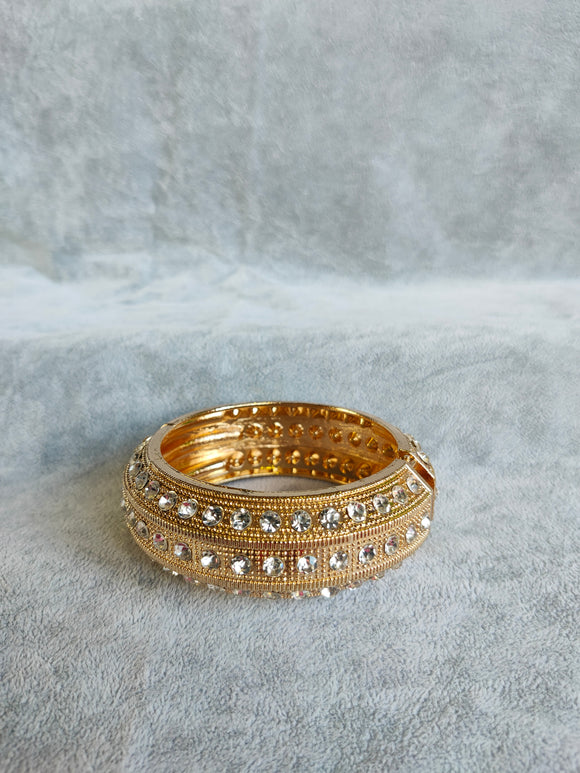 Gold Diamond Bangle (BAB103)