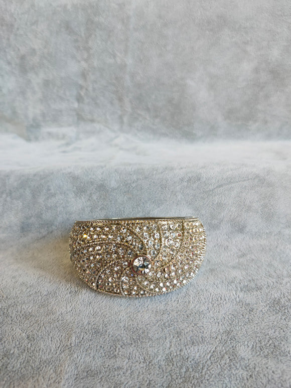 Gold Diamond Bangle (BAB103)