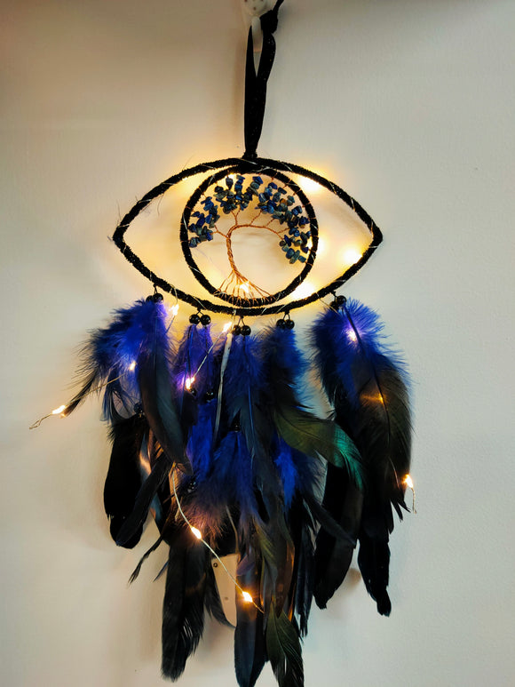 Dream catcher with light